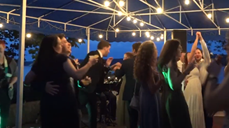 couple dancing at Ithaca wedding