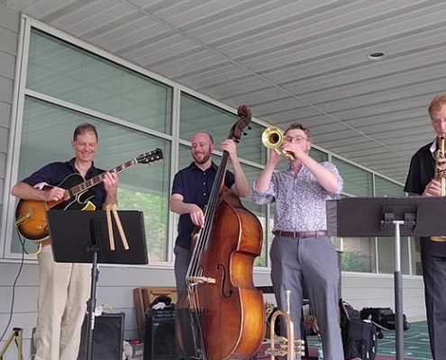 Dennis' Dixieland Jazz Band playing private party