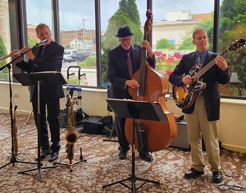 Binghamton DoubleTree live band