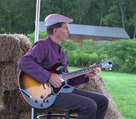 Dennis Winge playing at Ithaca Beer Company