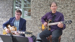jazz guitar duo at Brewery Ardennes