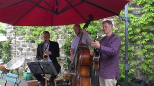 Dennis Winge Jazz trio playing live