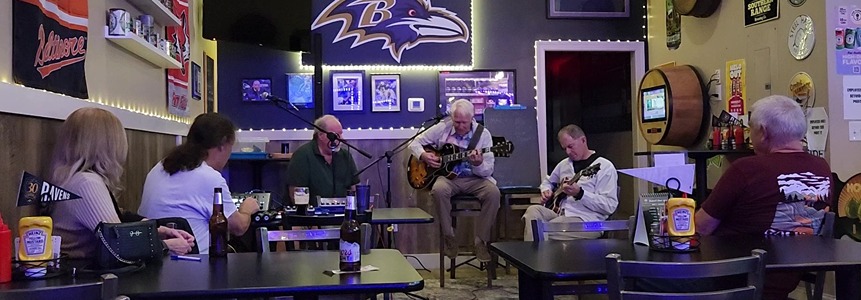 Dennis playing with other Myrtle Beach musicians at Main St. Tap House