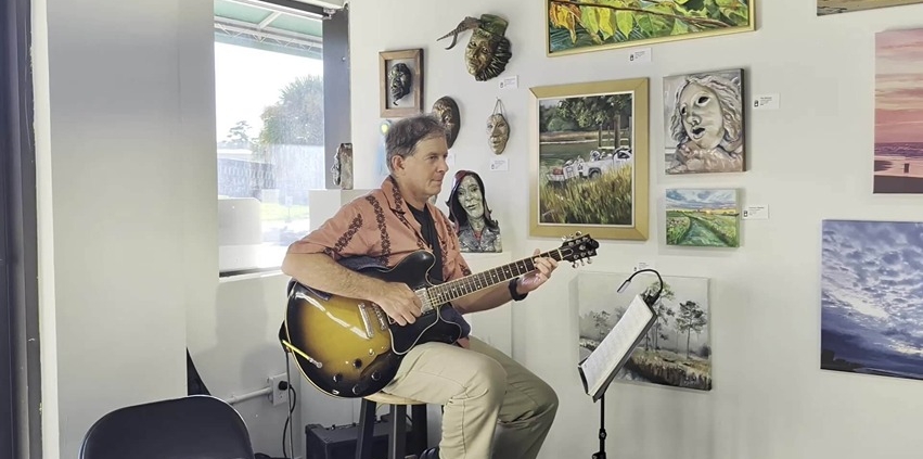 Dennis Winge at William H. Miller Studios during ArtWalk